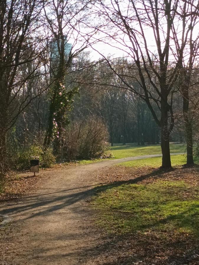 Wie Daheim Nürnberg Exteriör bild